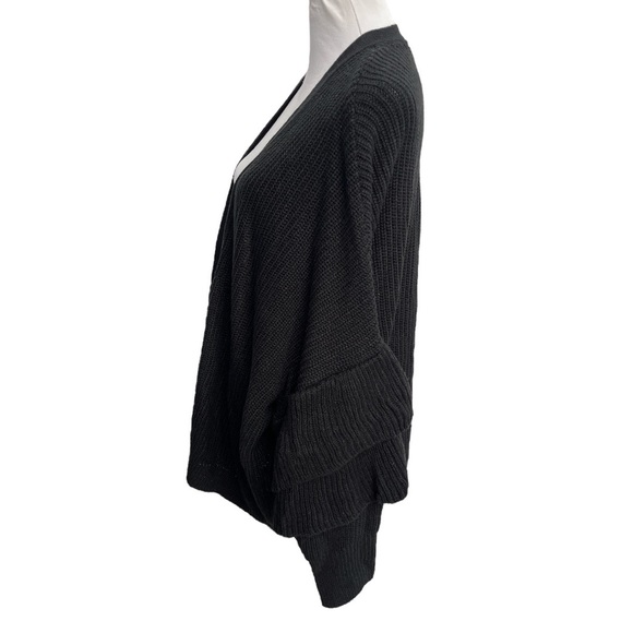 Lane Bryant Ruffle Sleeves Cardigan Sweater Black Size 26/28 - Picture 5 of 10